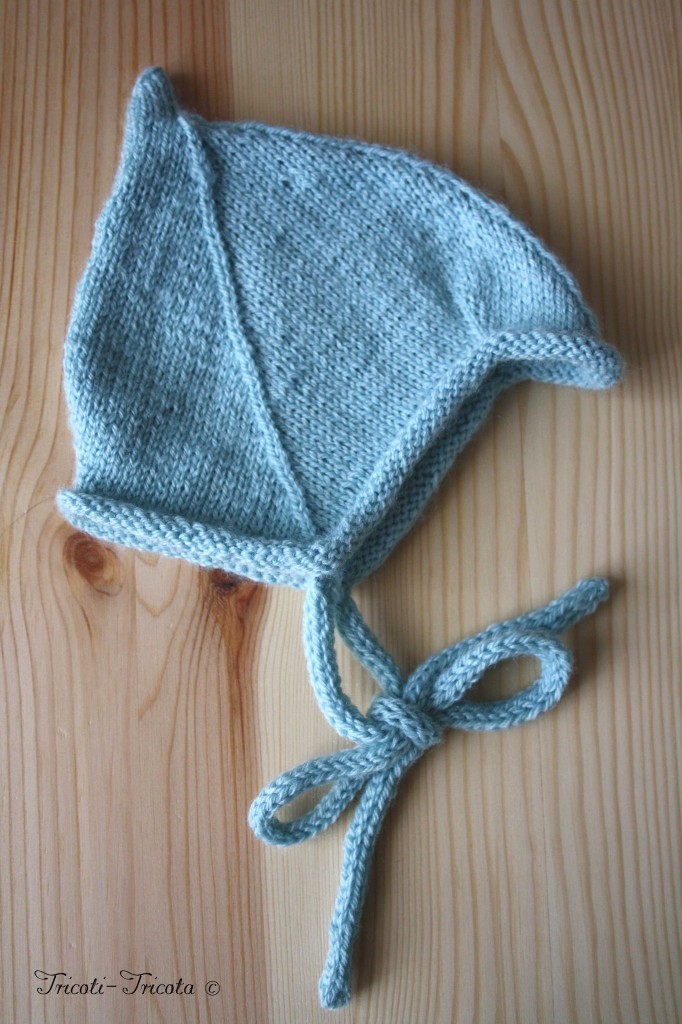 ensemble layette (bonnet+chaussons)