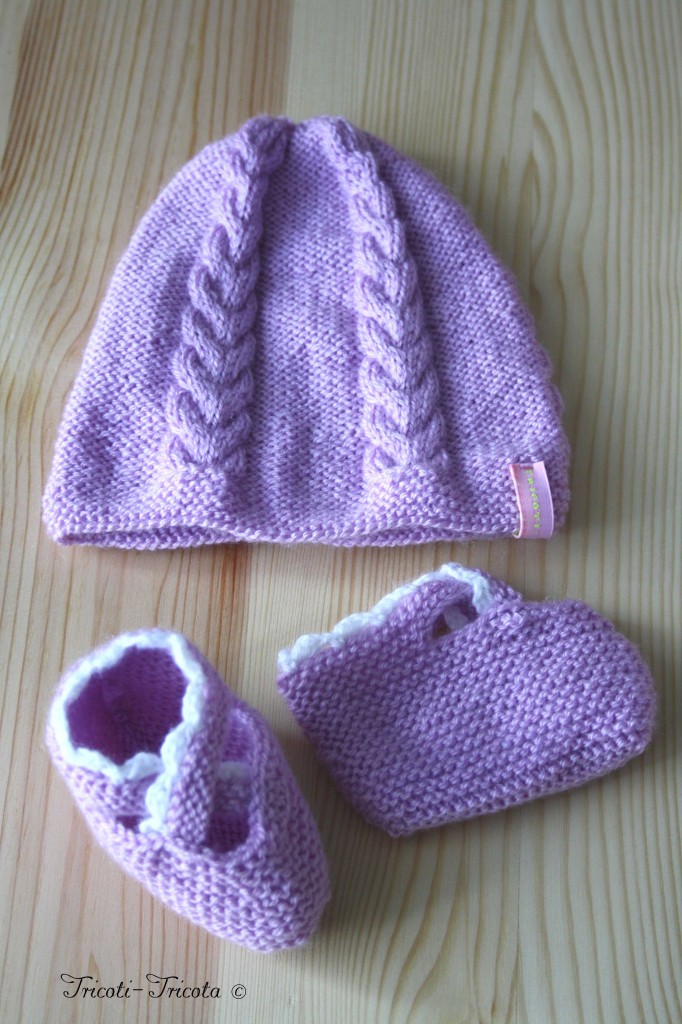 ensemble layette bonnet+chaussons